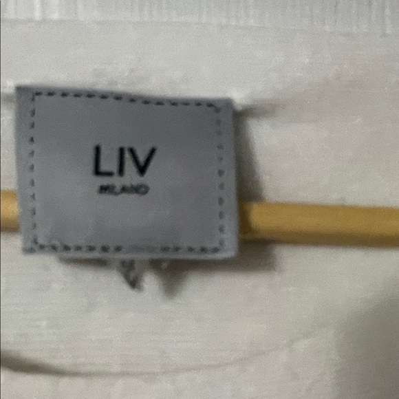 Milano White Blouse with Lace Sleeves - Picture 4 of 5